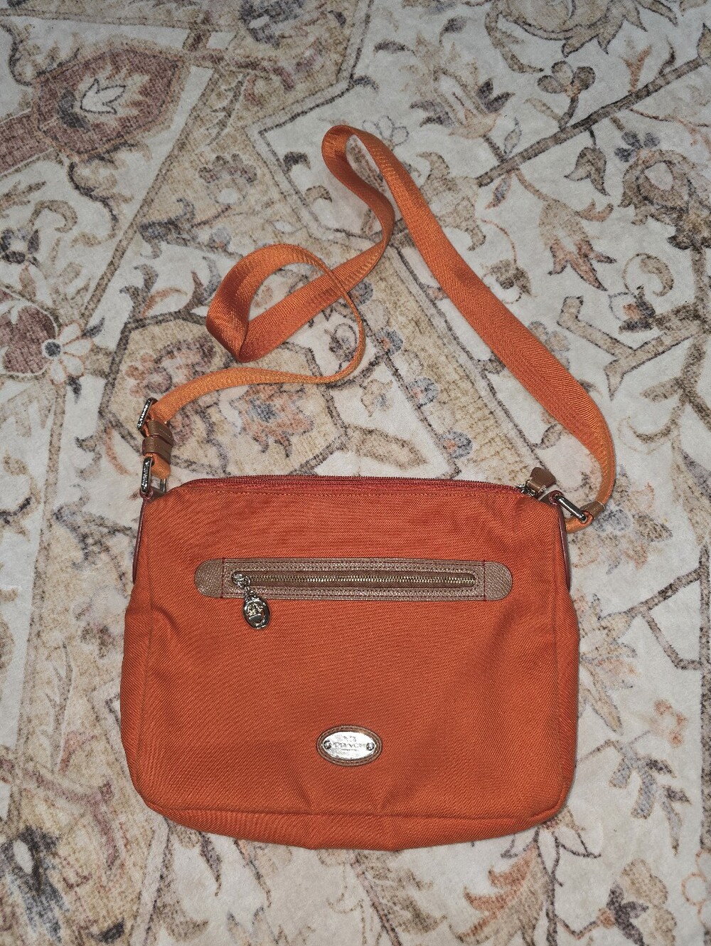 Coach Sawyer Canvas Messenger Crossbody F37239